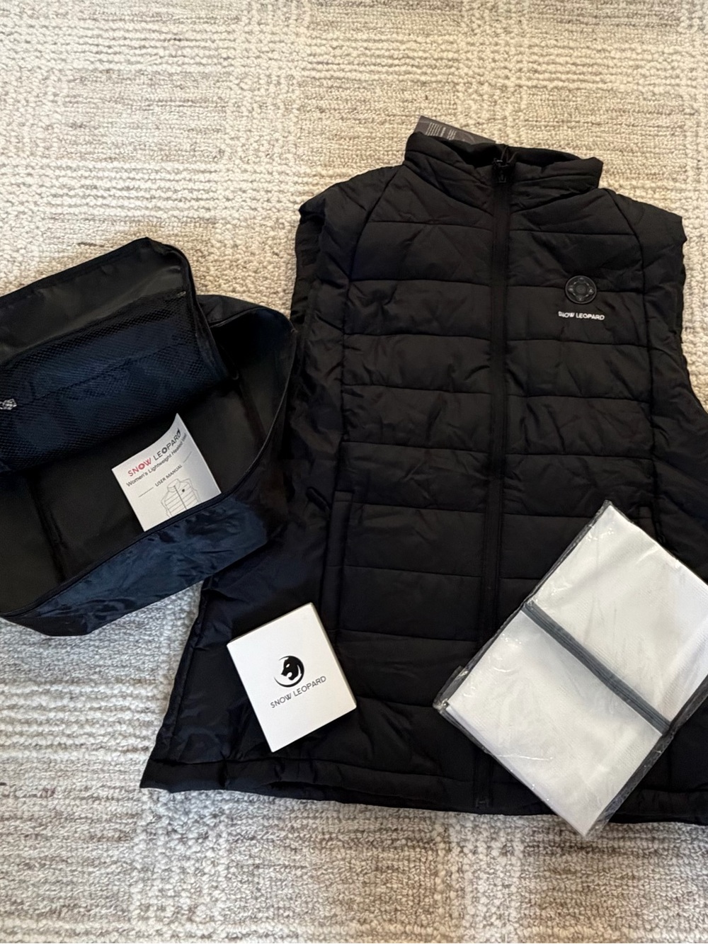 NWT Snow Leopard Women’s 2XL Black Heated Vest Packing Cube Battery Laundry Bag